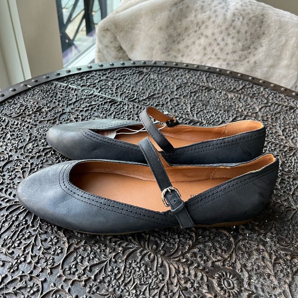 LUCKY BRAND ALBAJANE MARYJANE FLATS IN BLACK 7.5 - Picture 6 of 9